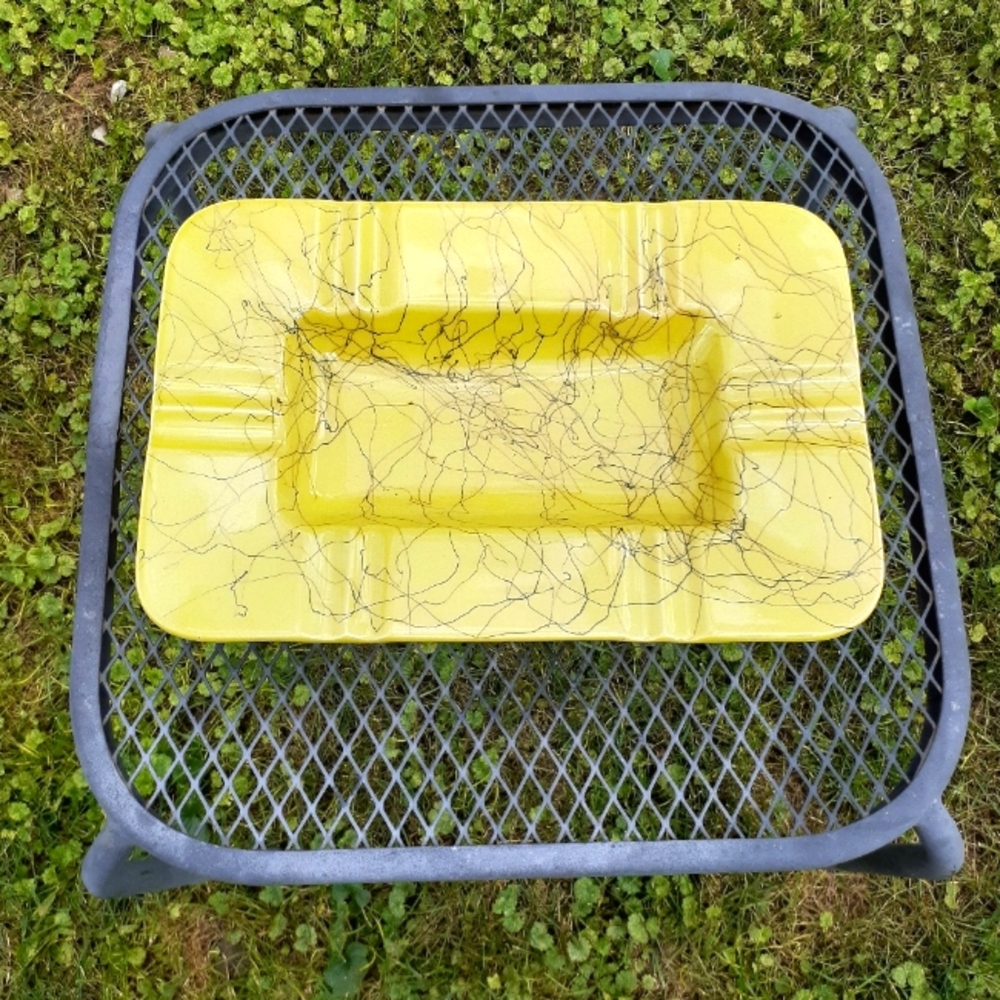 Vintage 50s glazed ceramic ashtray